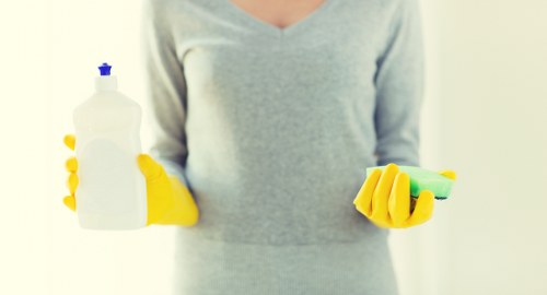 Organised domestic clearance in a Collierswood property